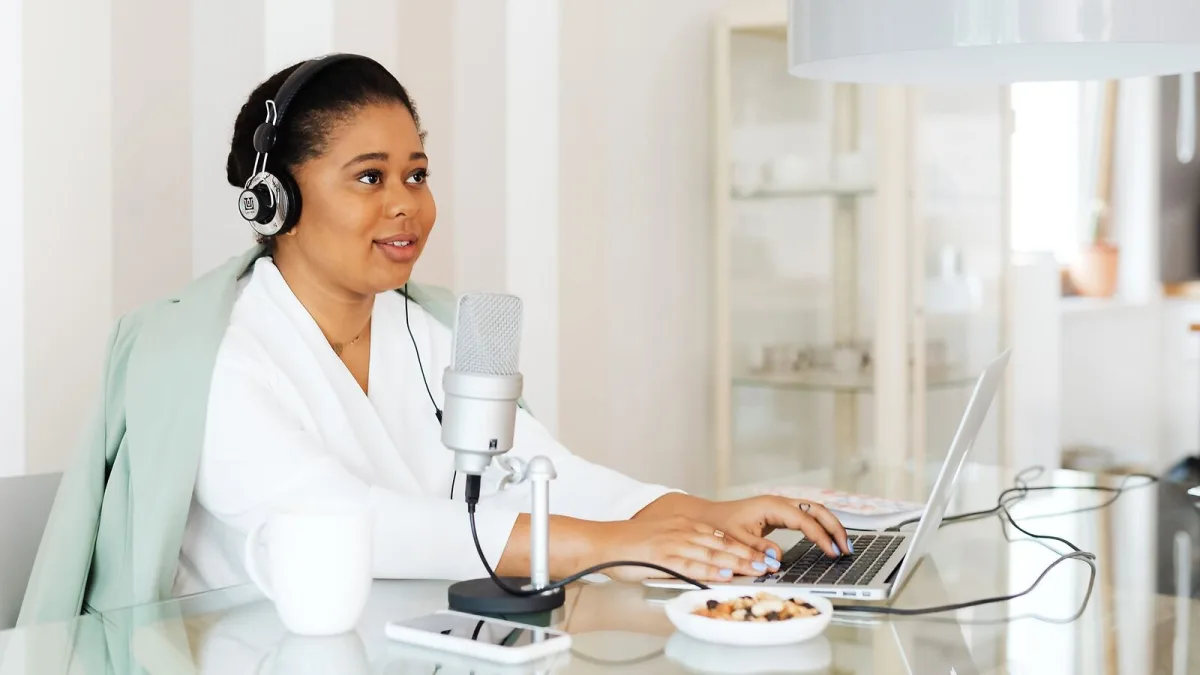 Podcast Microphone for Beginners: A Complete Guide