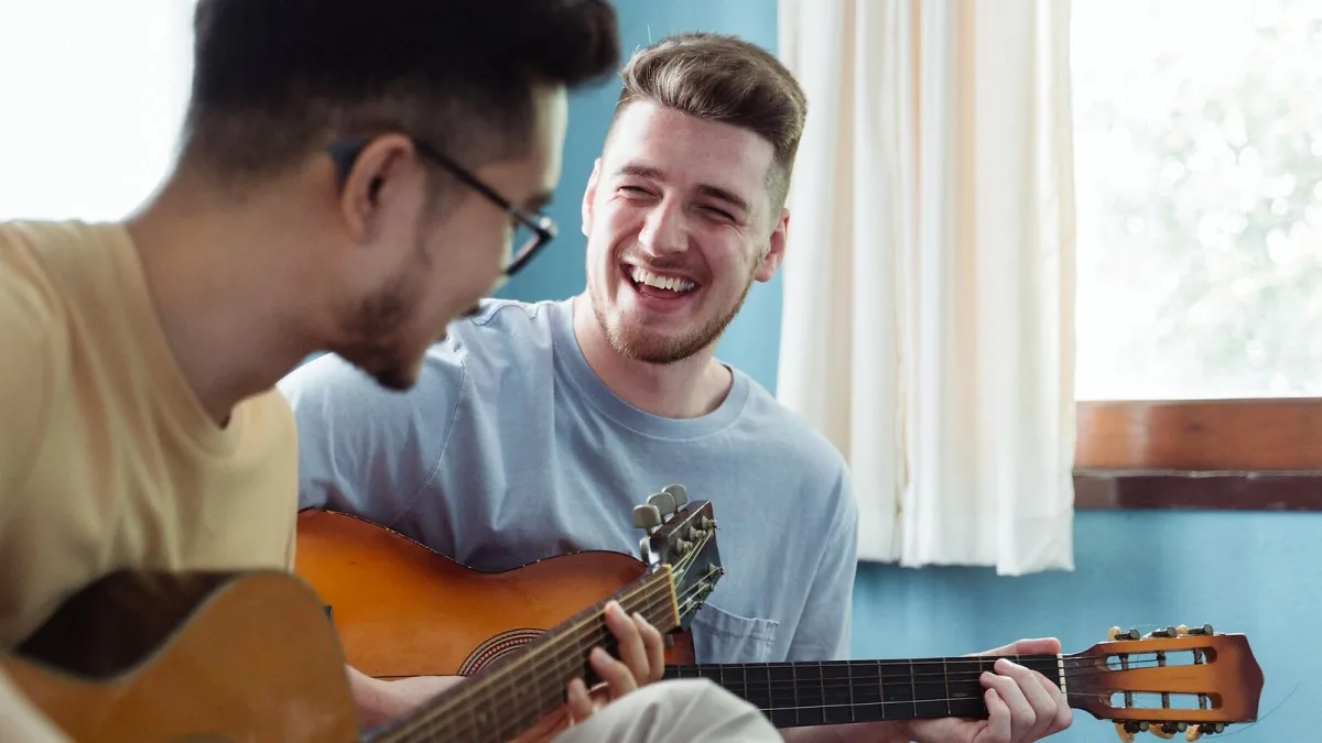 Semi Hollow Guitar for Beginners: A Complete Guide