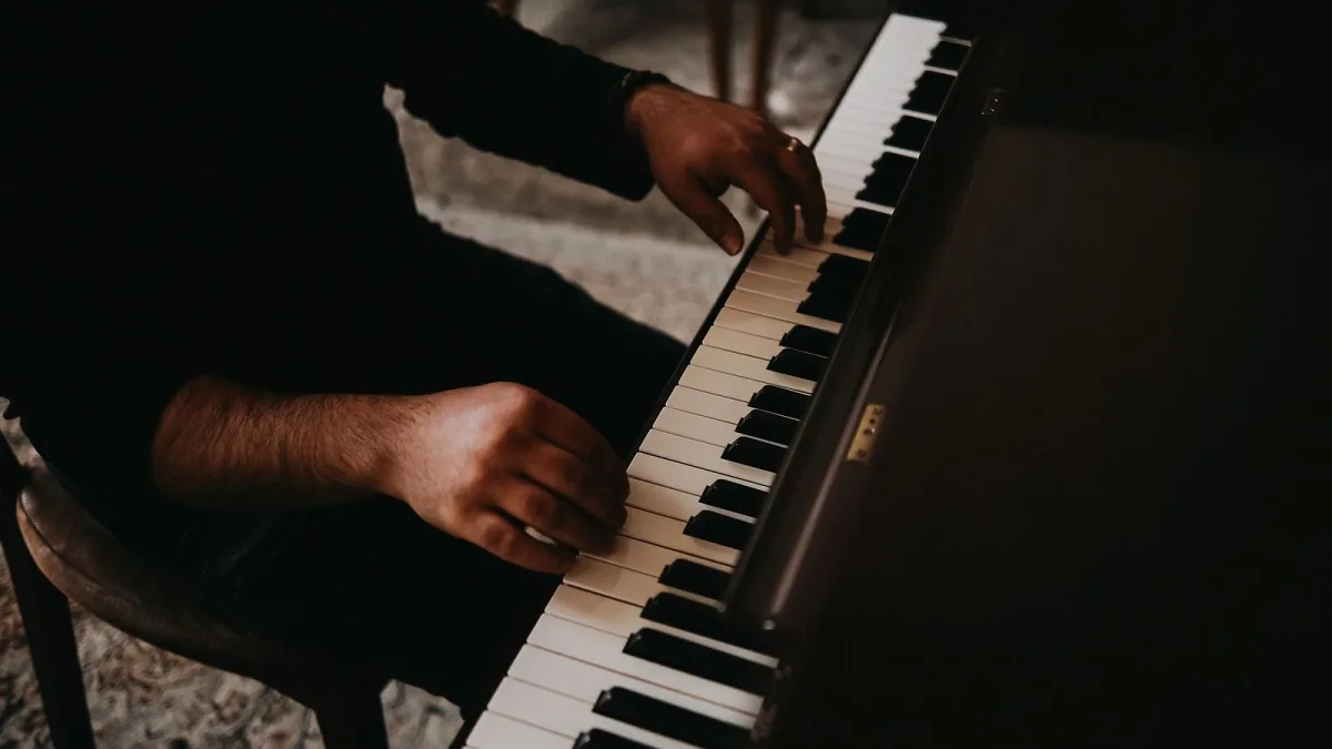 Sustain Pedal: A Complete Buyer's Guide