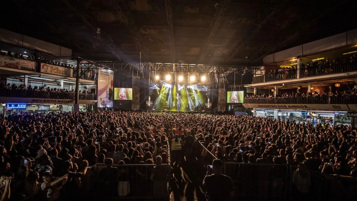 The Ultimate Guide to Line Arrays