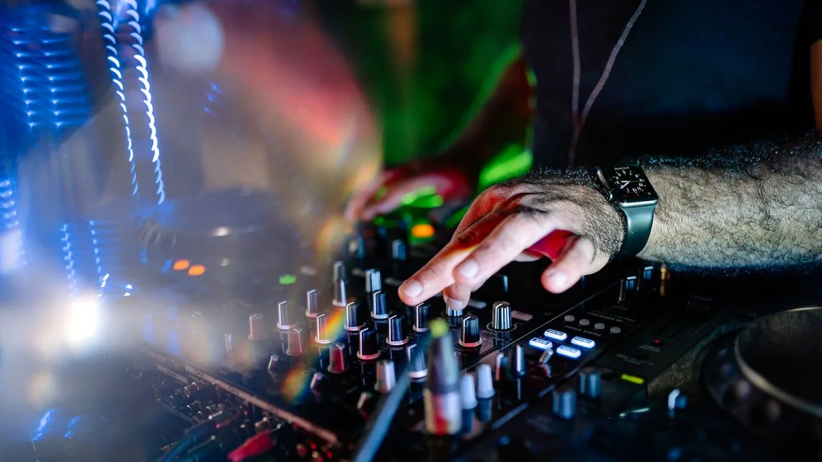 Usb Mixer: A Complete Buyer's Guide